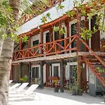 Choby\'S House Holbox