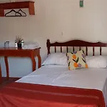 1Tiburon Tigre Squalos Place