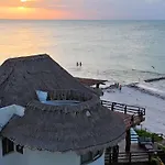 Dk Luxury Ocean Front Villa - Adults Only
