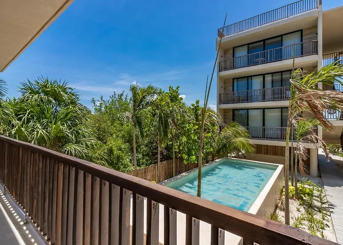 Beautiful Loft Steps From The Beach In Punta Cocos - D101