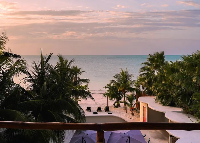 Beachfront Hotel Boutique Dk