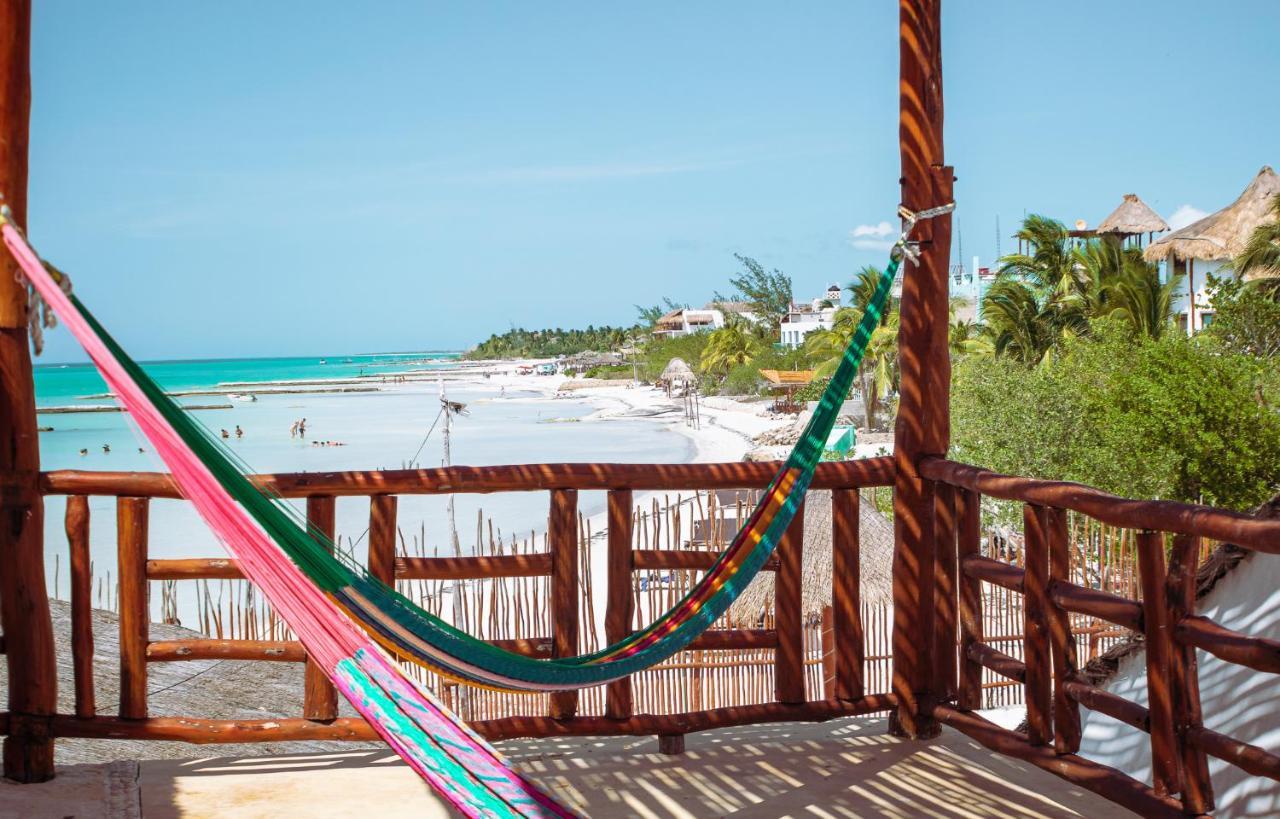 Golden Paradise Beachfront 3*