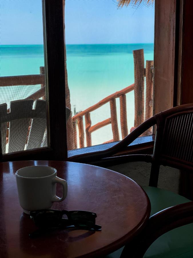 Golden Paradise Beachfront Hotel 3*