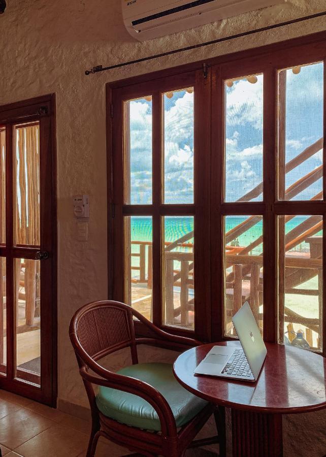 Golden Paradise Beachfront Hotel 3*
