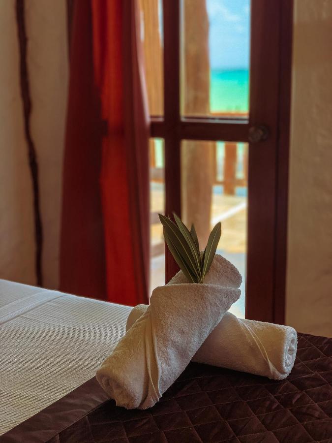 Golden Paradise Beachfront Hotel