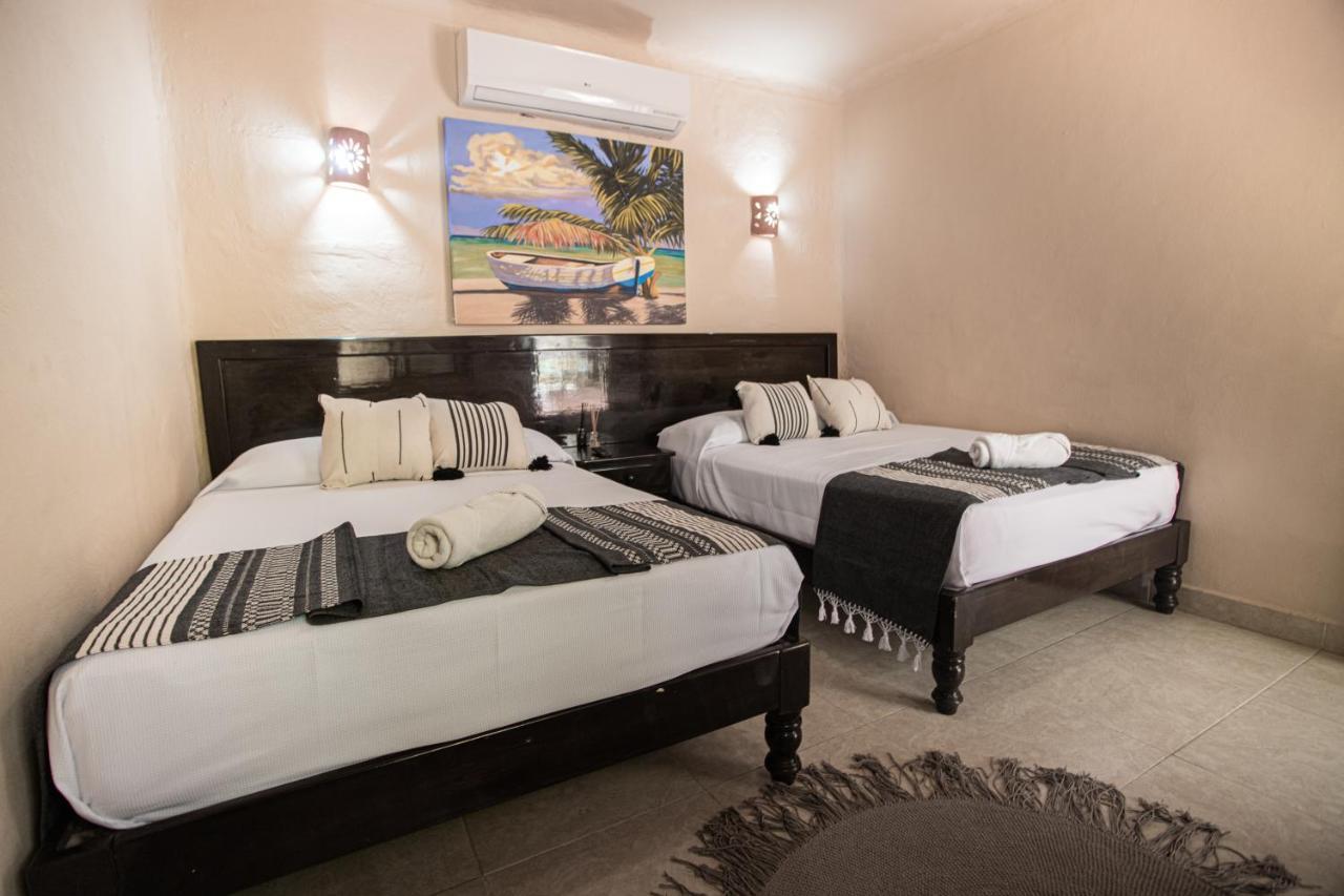 Hotel Macondo