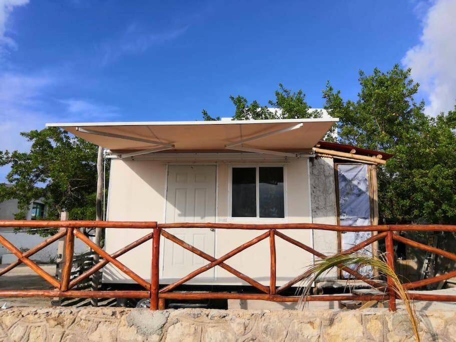 Comfortable Camper In The Heart Of * Isla Holbox