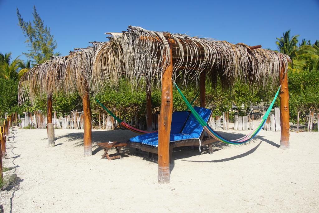 & Suites Apartahotel