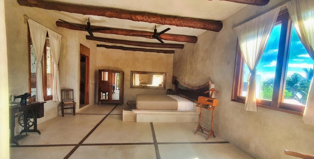 La Casa De Mia *