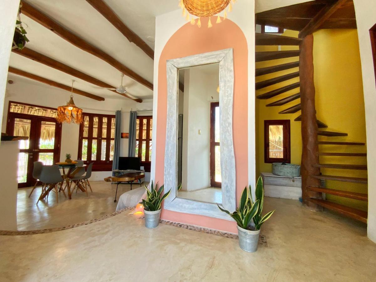 Casa Cacahuate