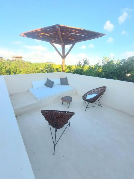 Villa Brand New Luxury Villa. 150 Meters From The Beach.