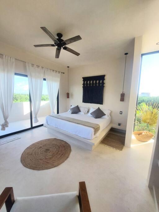 Brand New Luxury Villa. 150 Meters From The Beach. Villa Isla Holbox