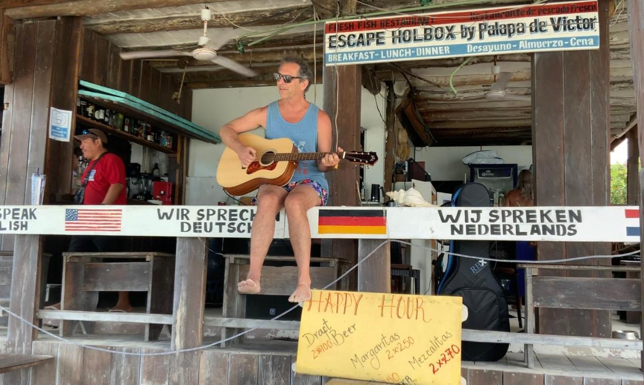 And Beach Club Escape Hotel