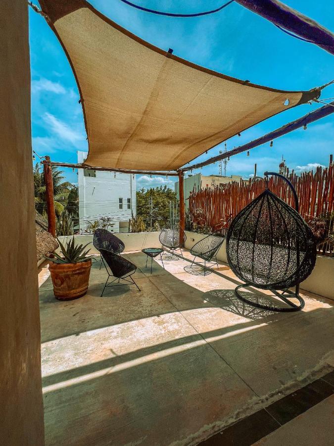 Esduma Bohonito By Maria Carlota Isla Holbox