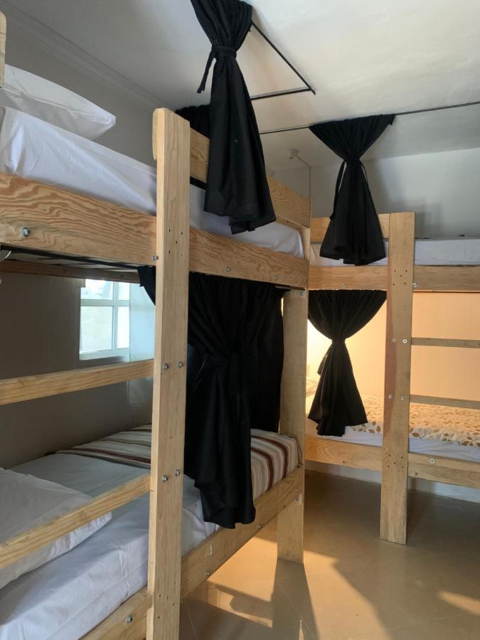 Kin And Hostel