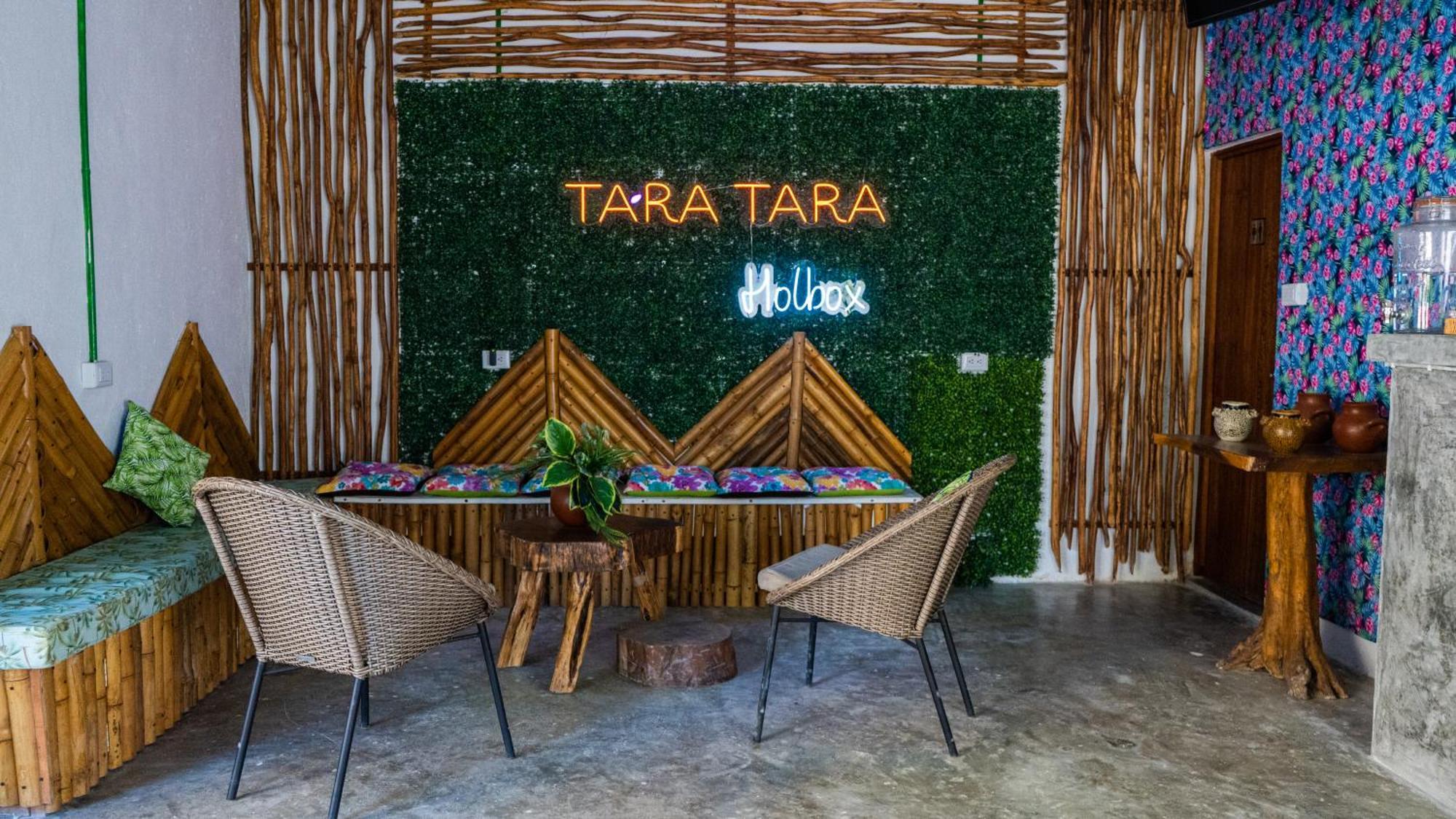 Hotel Tara Tara