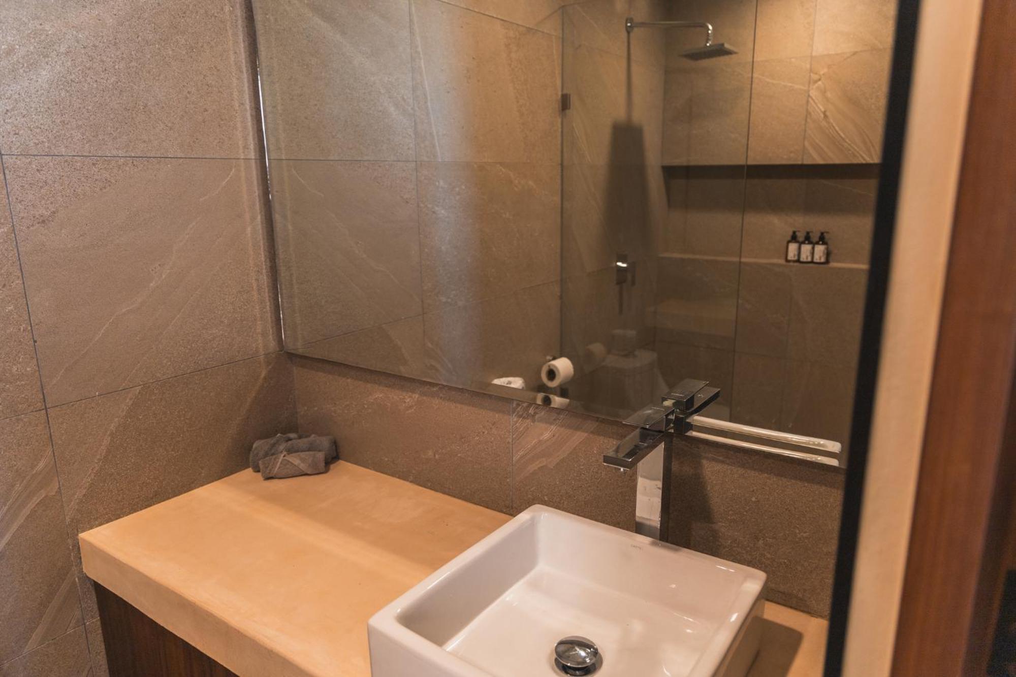 Incredible Ocean View Penthouse With Private Pool By Baleine Group Apartment