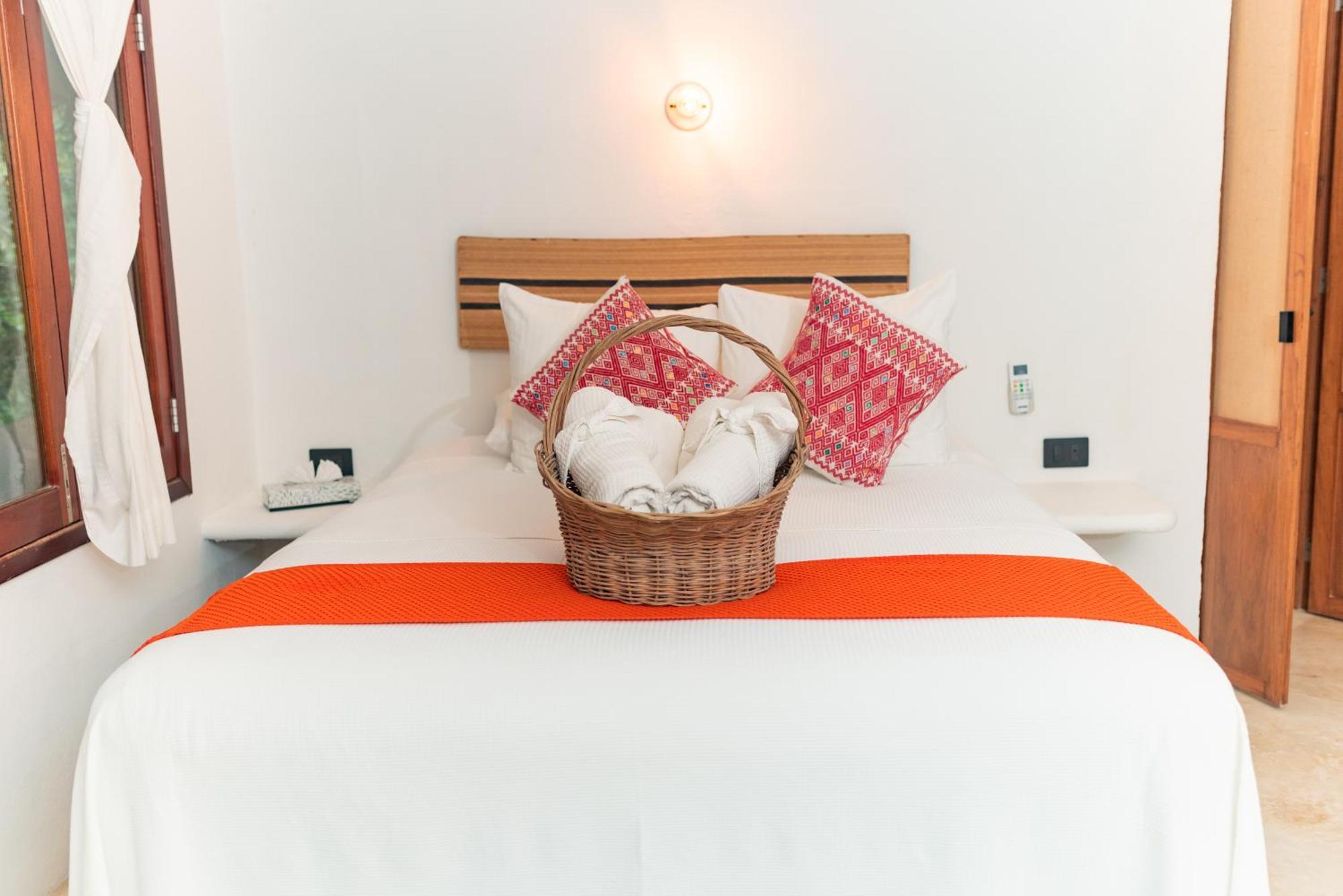 Casa Takywara Hotel 4*