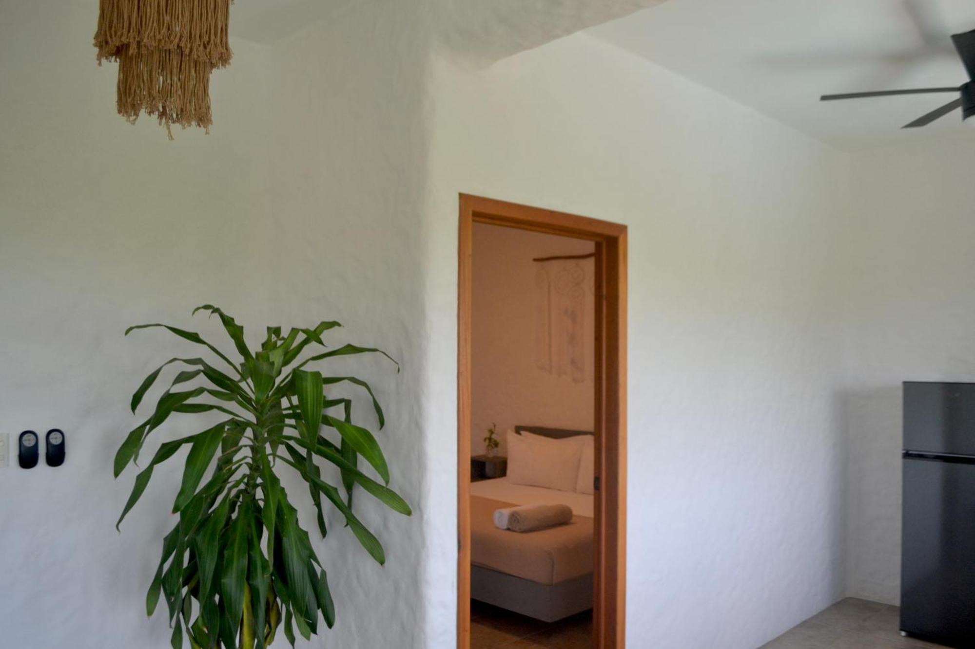 Casa Del Sol - Self Check In Hotel