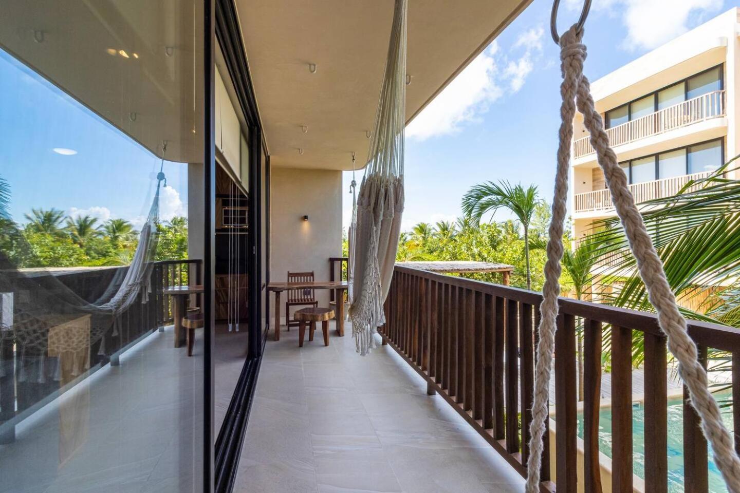 Amazing Pool View Loft Steps Away From The -b102 Isla Holbox