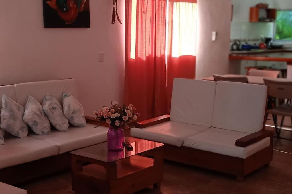 La Casa Naranja En Isla Holbox