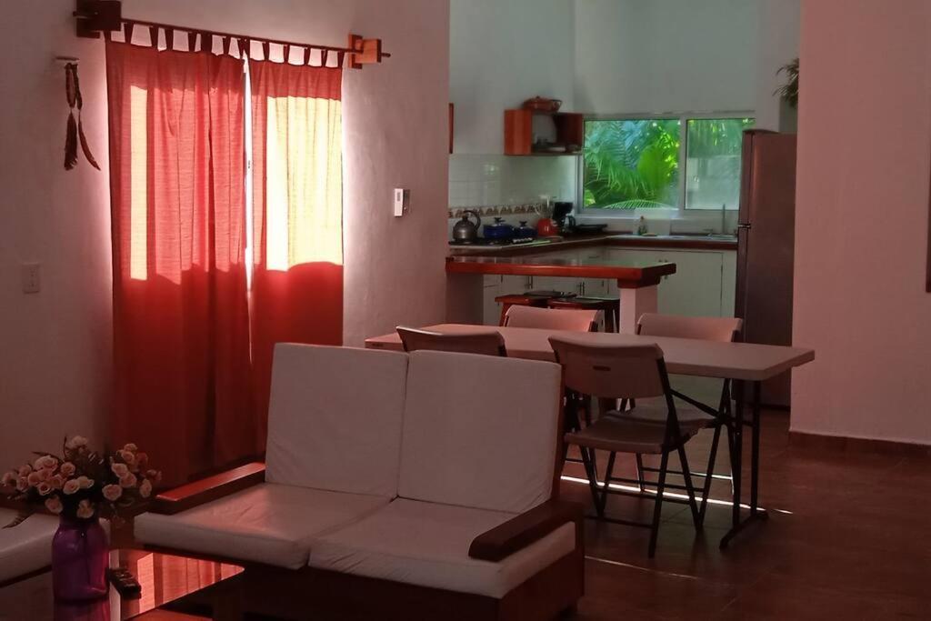 Holiday home La Casa Naranja En
