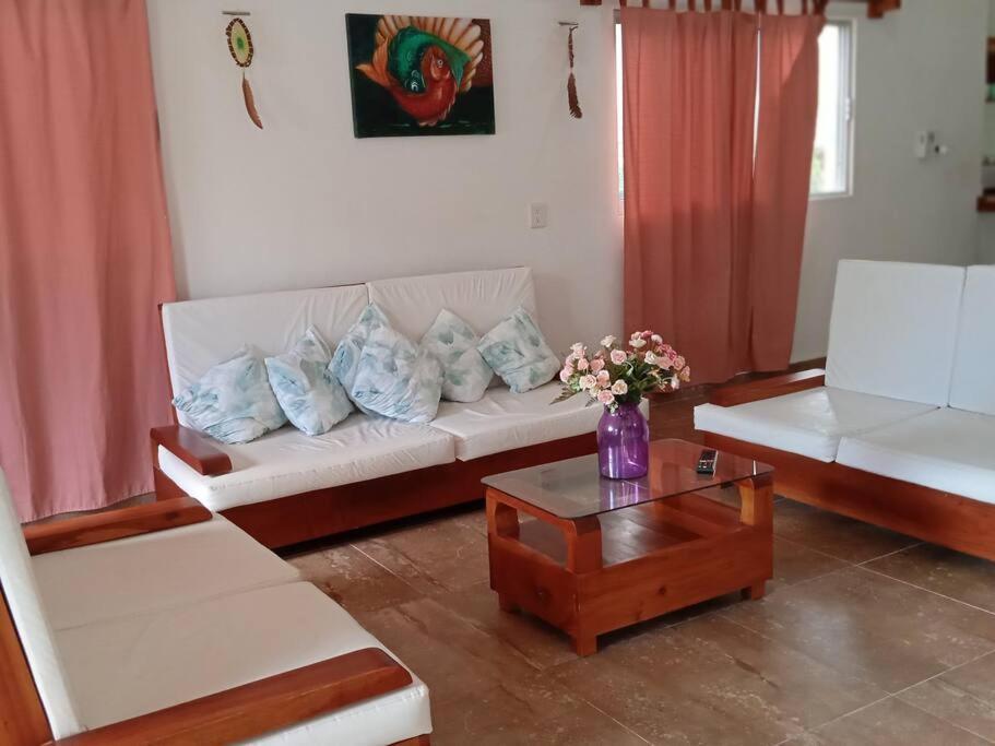La Casa Naranja En *
