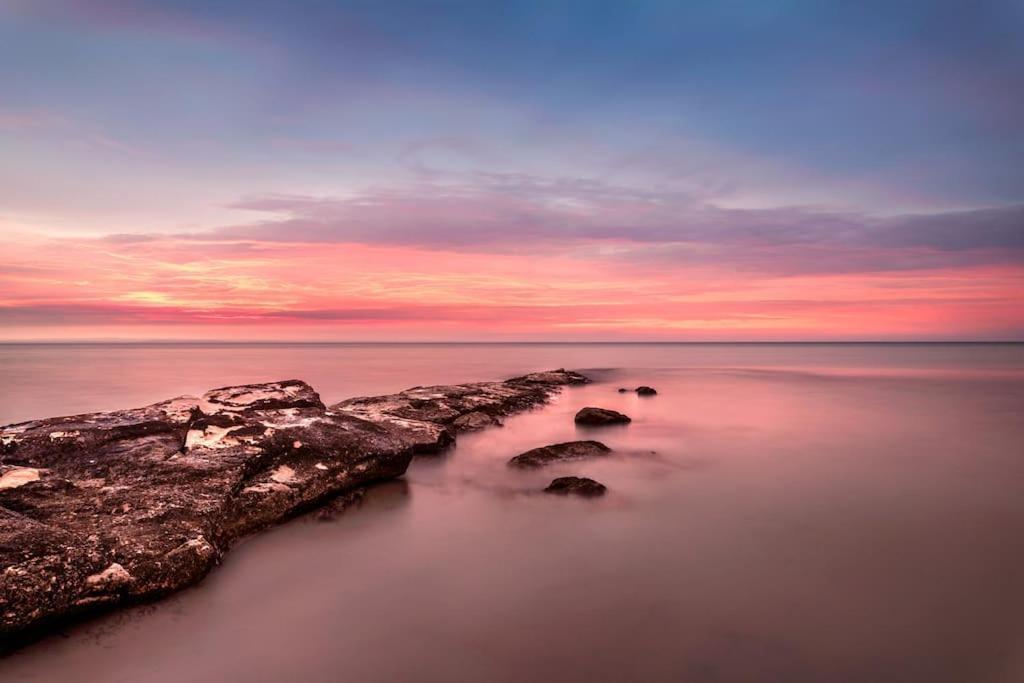 Crystal Nest Sunset View *