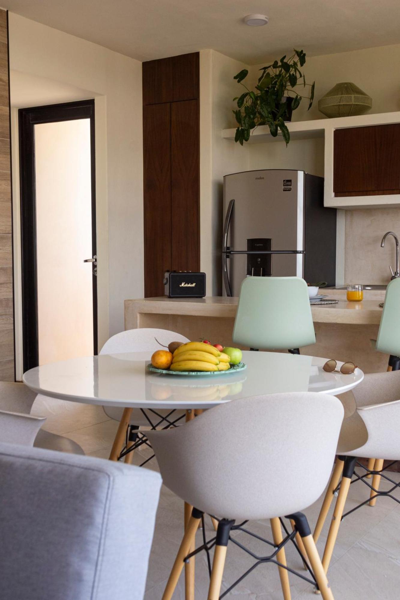 Breathtaking Ocean Vista Penthouse In At Yumbalam *