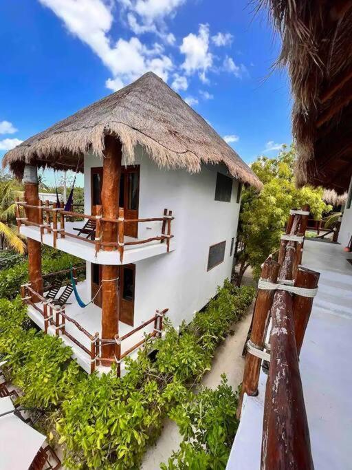 Luxhomes Hermosa A Pie De Playa Con Alberca Isla Holbox
