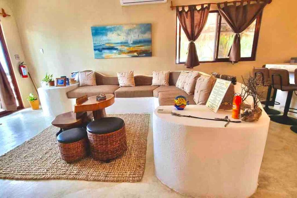 Casa Libelula Beachfront House Villa