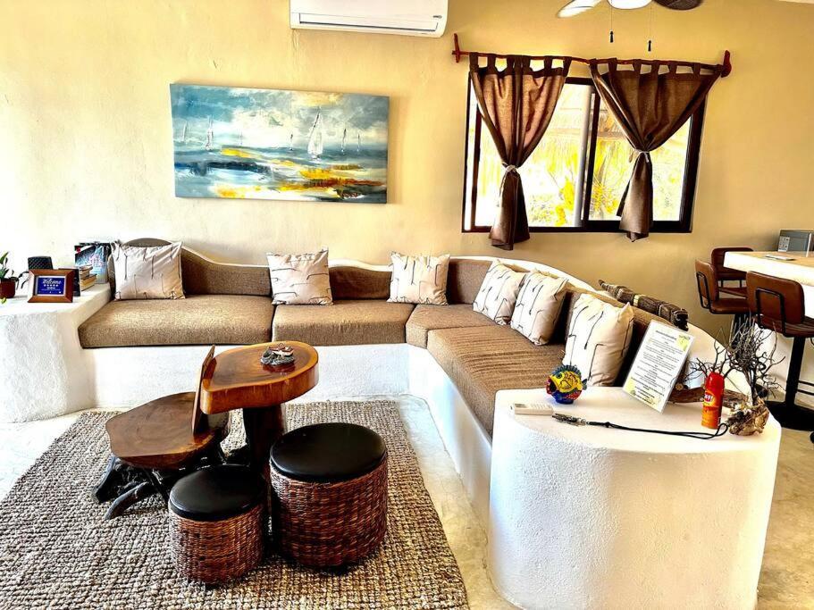 Villa Casa Libelula Beachfront House