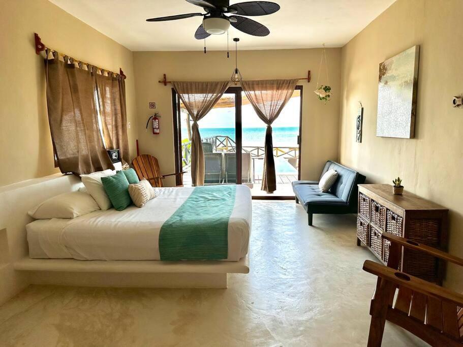 Casa Libelula Beachfront House Isla Holbox
