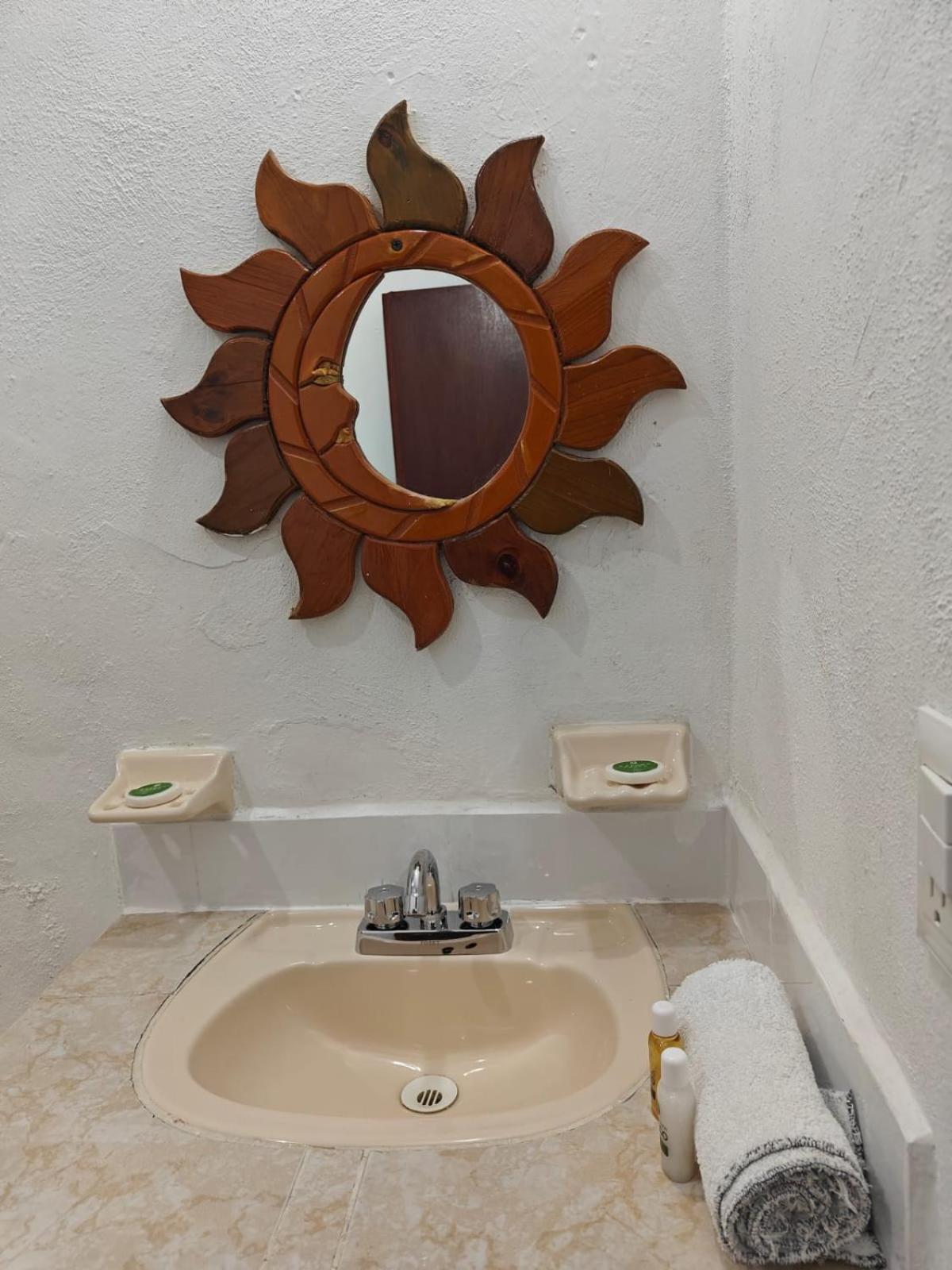 Casa Victor Avila * Isla Holbox