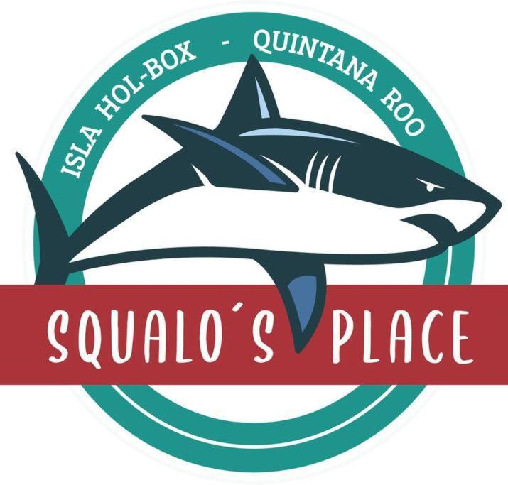 4 Tiburon Toro Squalo's Place Isla Holbox