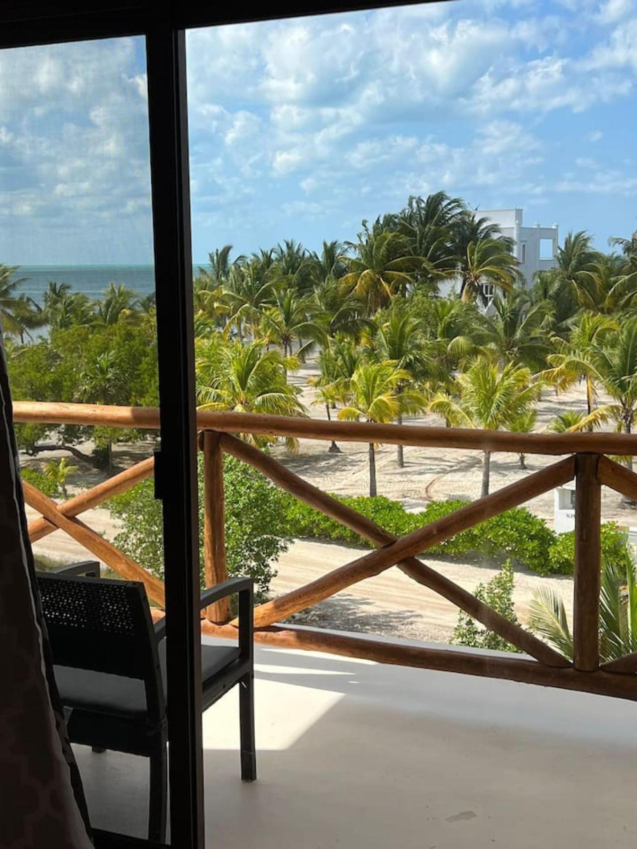16 Guest Island Escape Holiday home