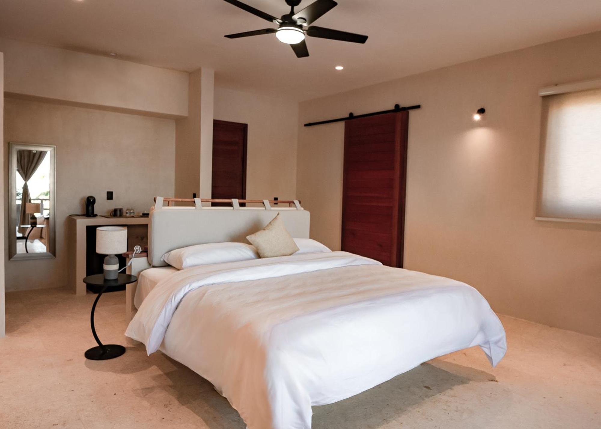 Beachfront Boutique Dk Hotel