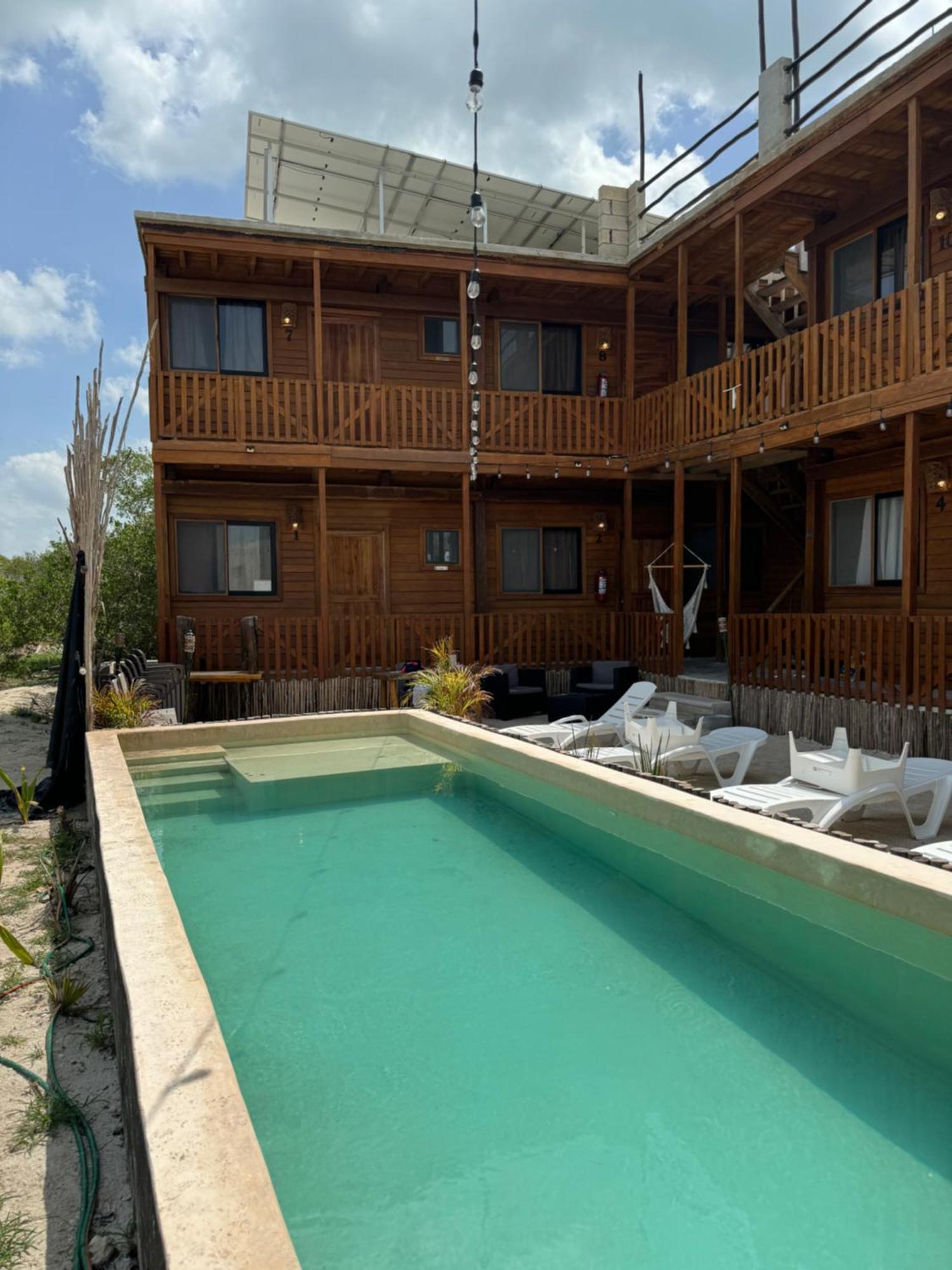 Mariby Isla Holbox