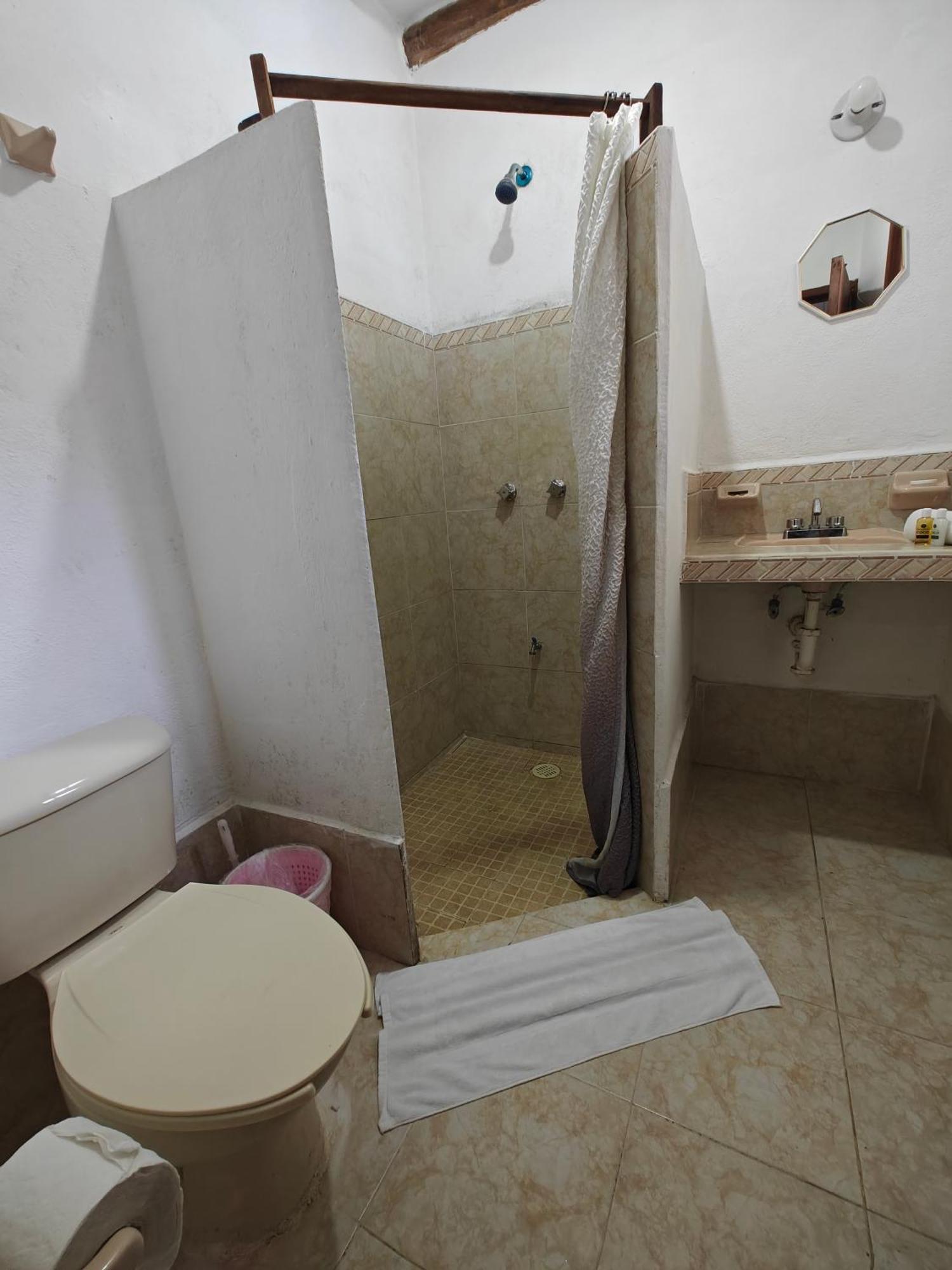 Casa Victor Avila * Isla Holbox