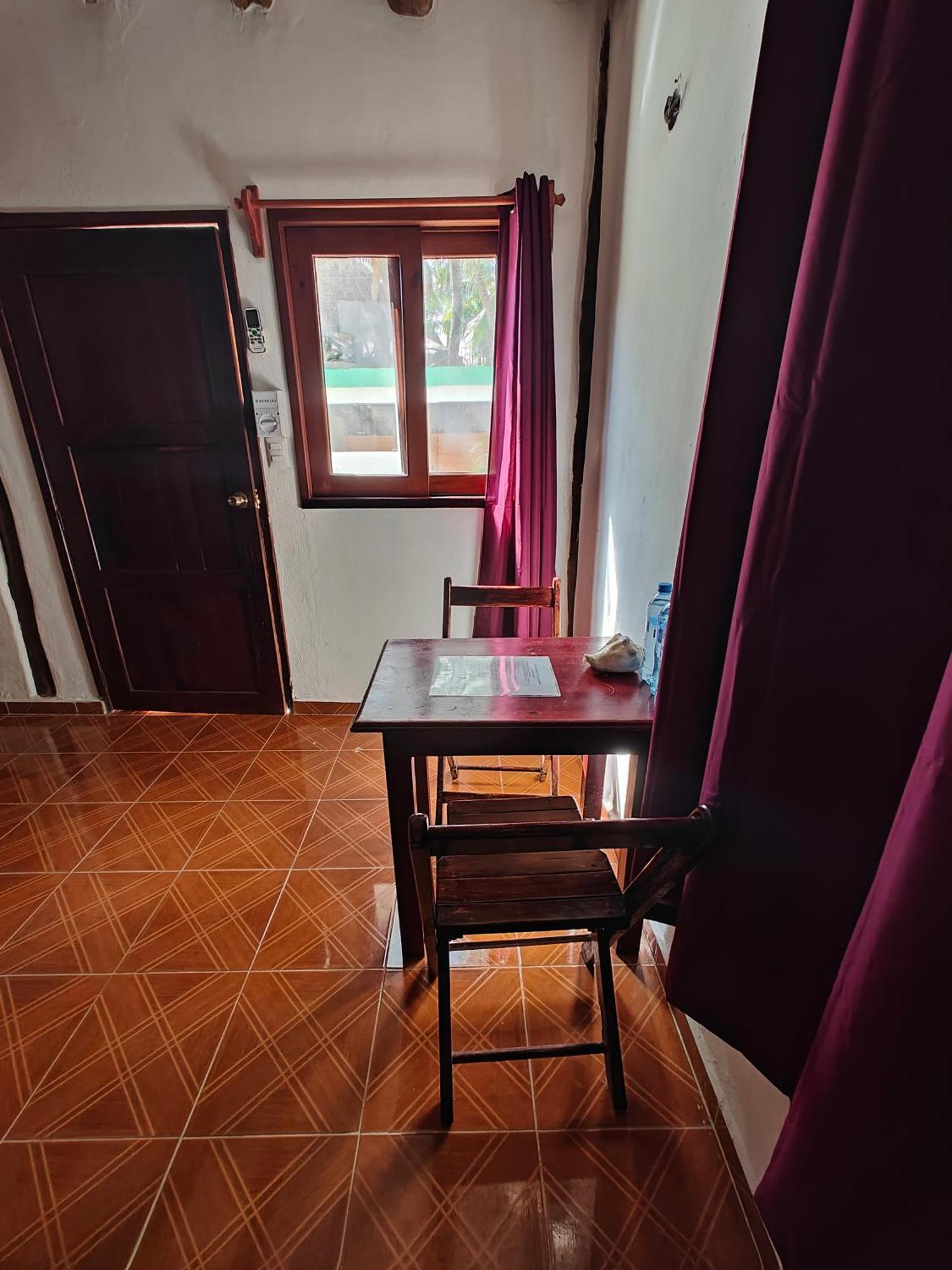 Aparthotel Casa Victor Avila *