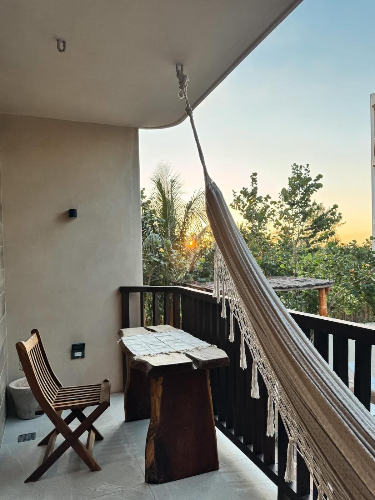 Apartment Artistic Loft Steps From The With Pool View Isla Holbox