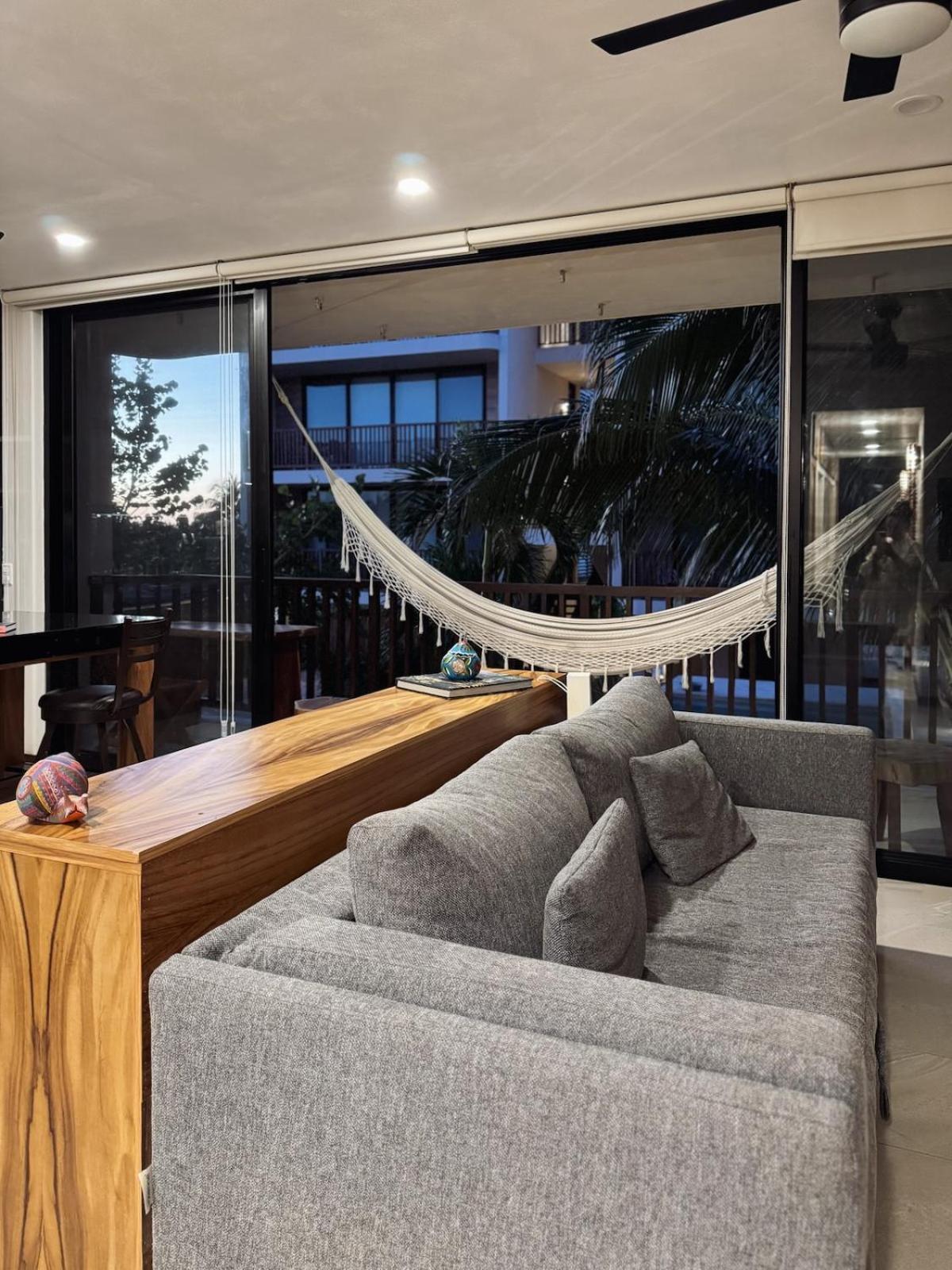 Apartment Artistic Loft Steps From The With Pool View