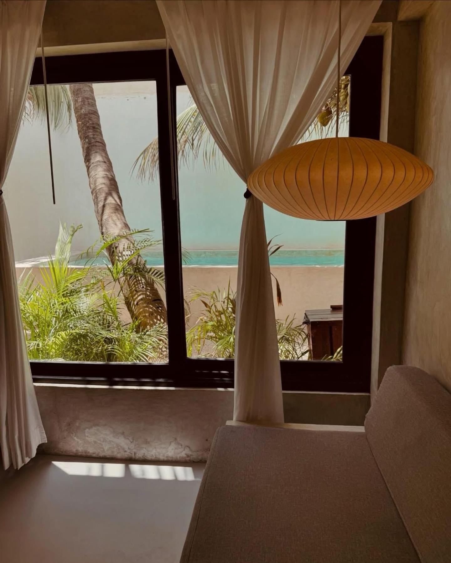 & Madre Self-check In * Isla Holbox