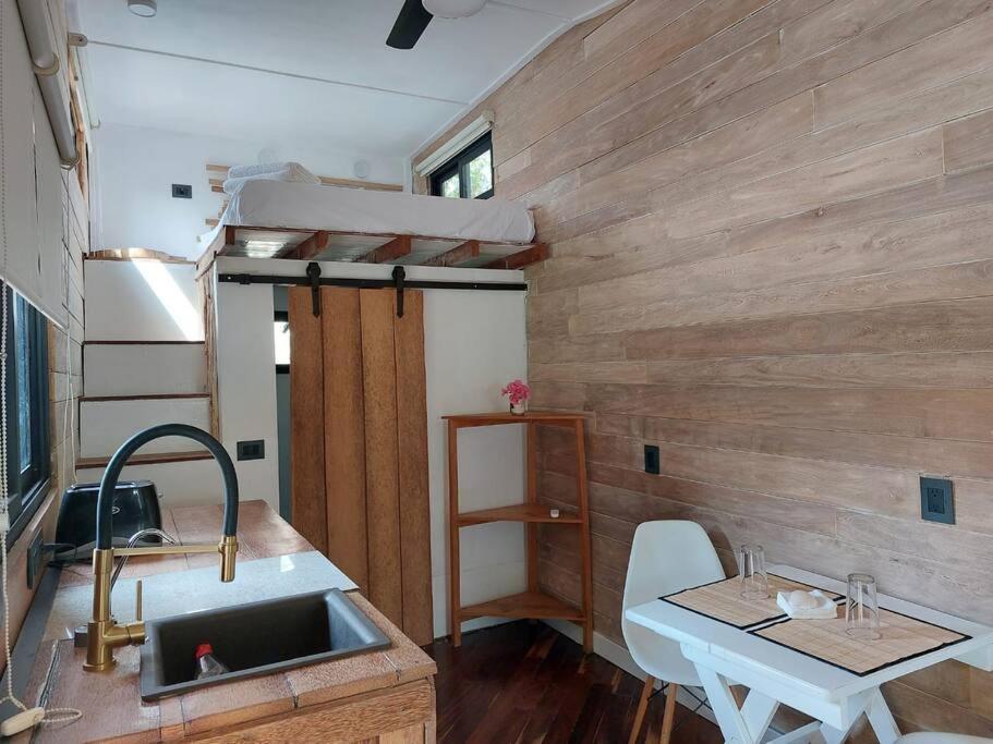 Polita Tiny House, Con Piscina, A 200m De La Playa