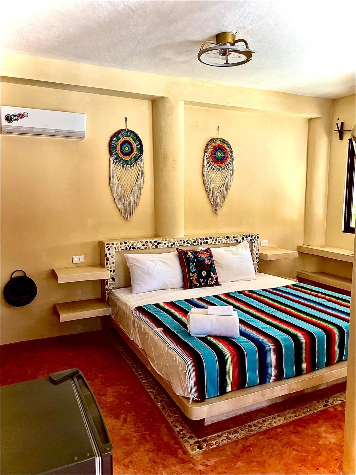 3 Bedrooms House Shared Pool Isla Holbox