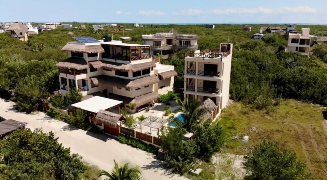16 Guest Island Escape Holiday home