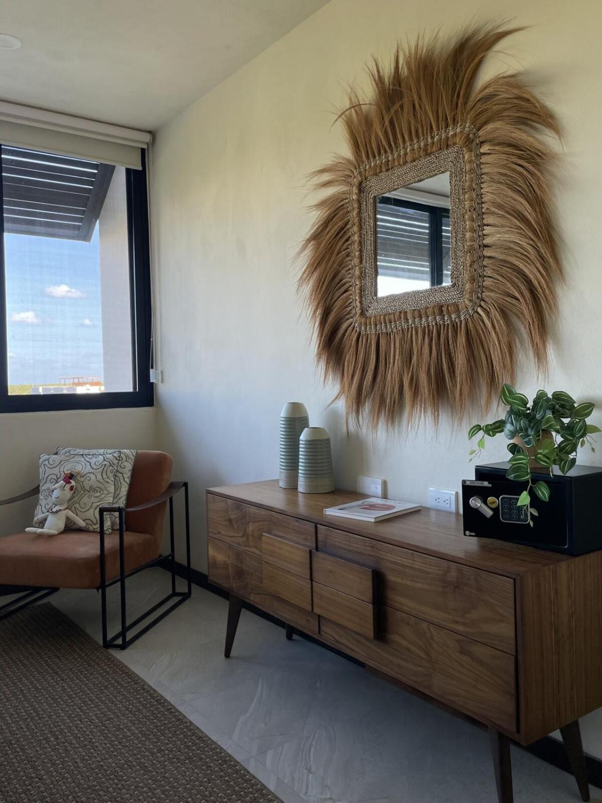 Apartment Garden 2br Steps From The With Pool View *