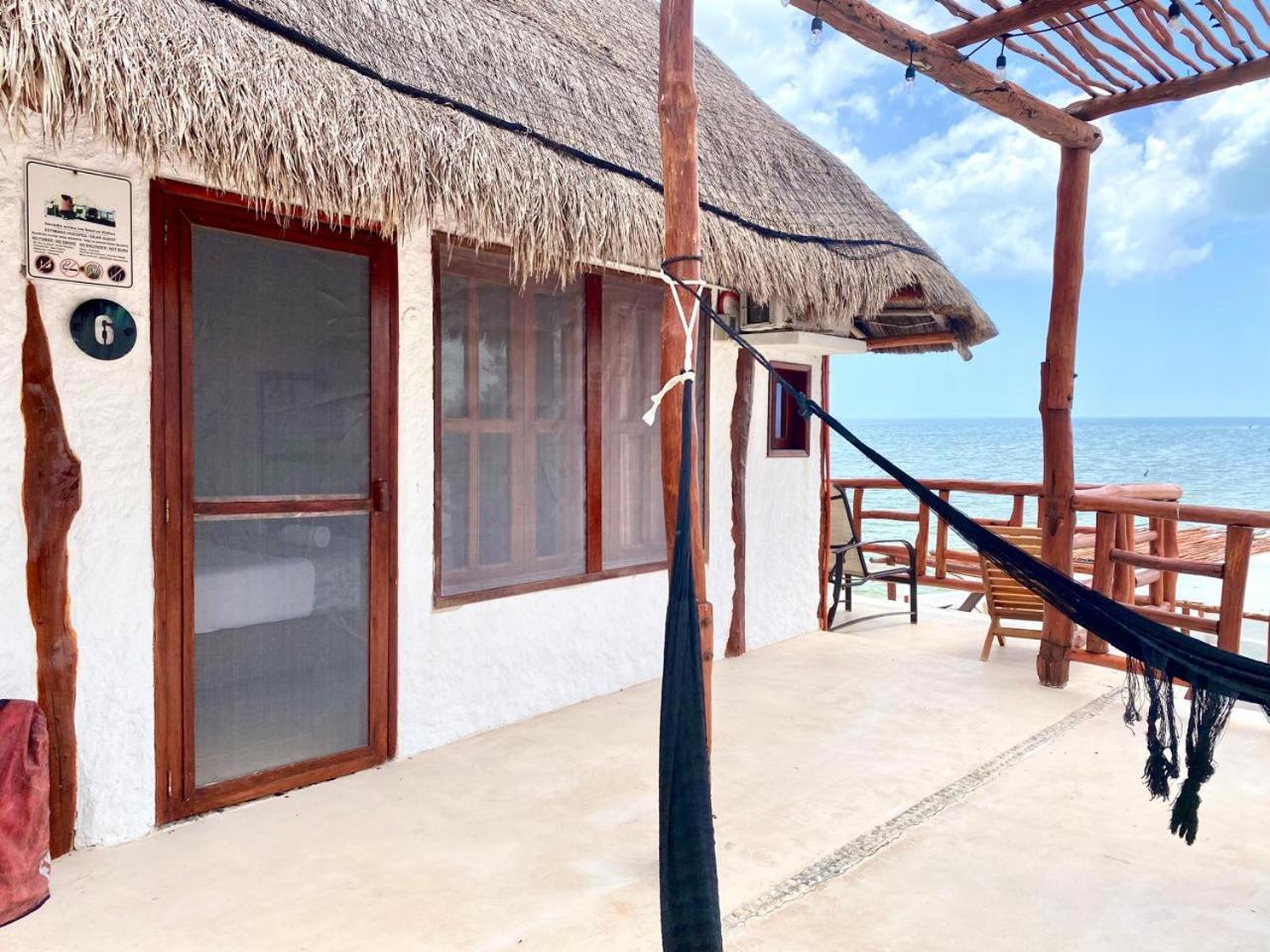 Hotel Golden Paradise Beachfront 3*