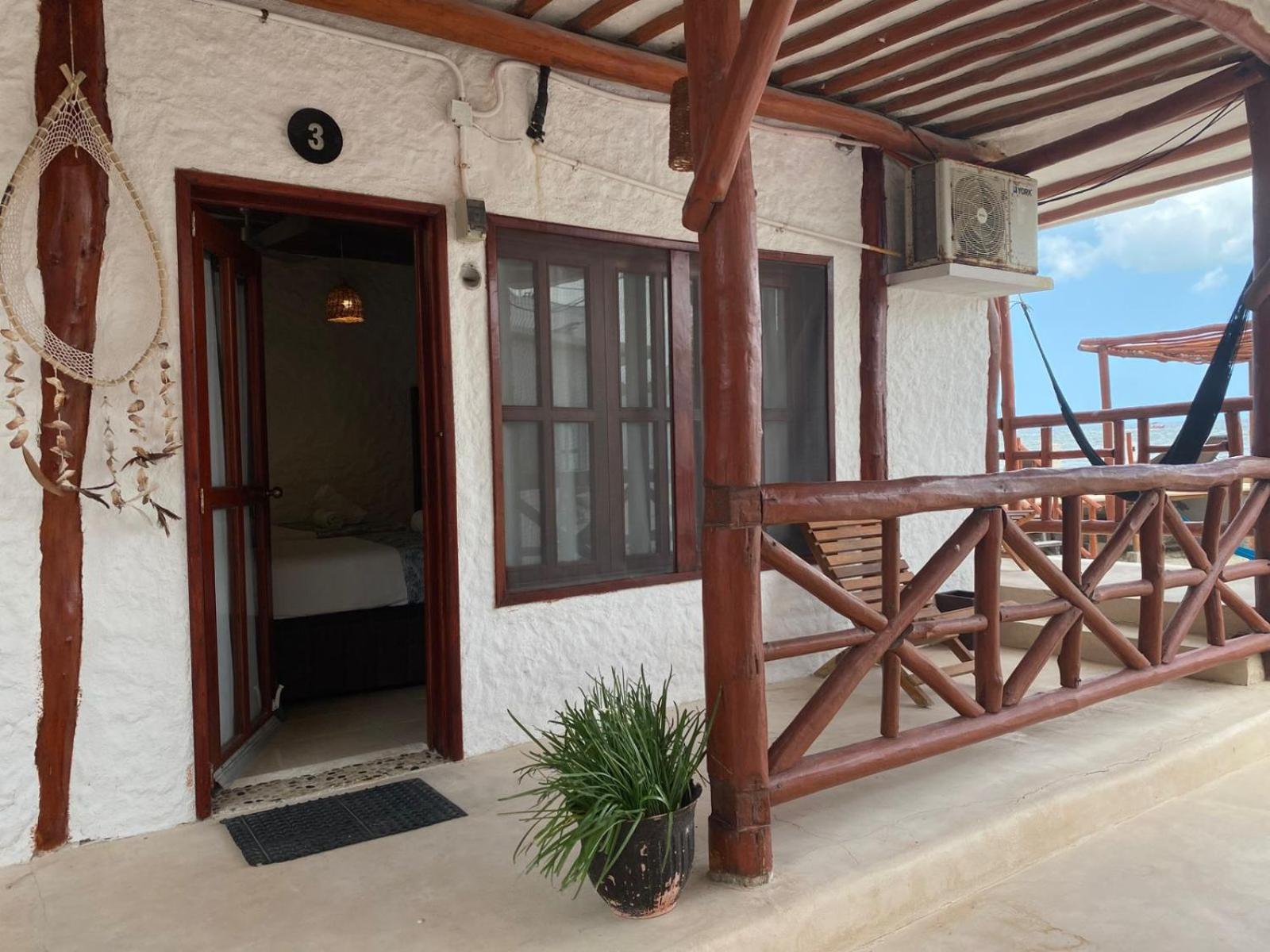 Golden Paradise Beachfront 3*