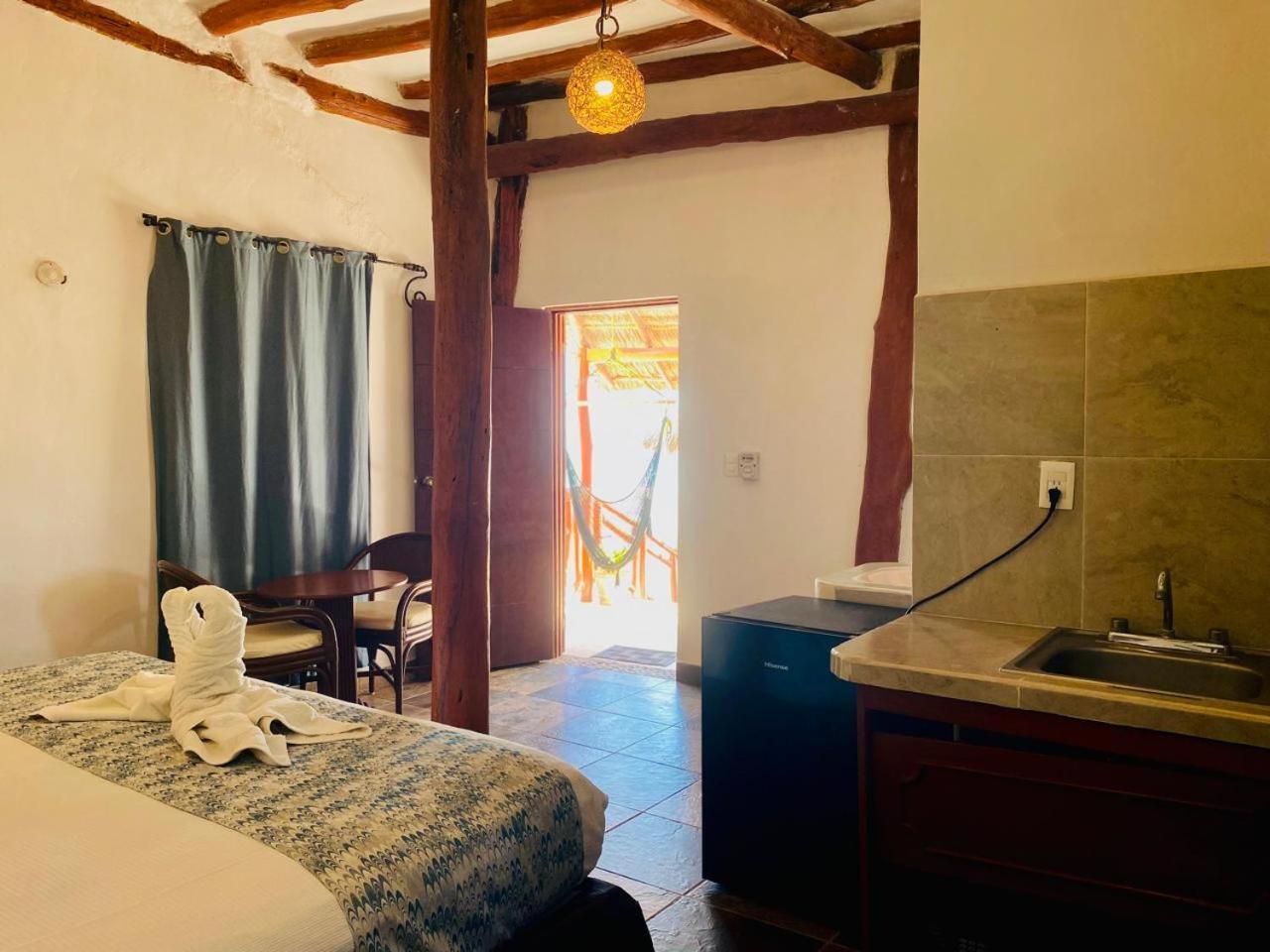 Golden Paradise Beachfront 3*